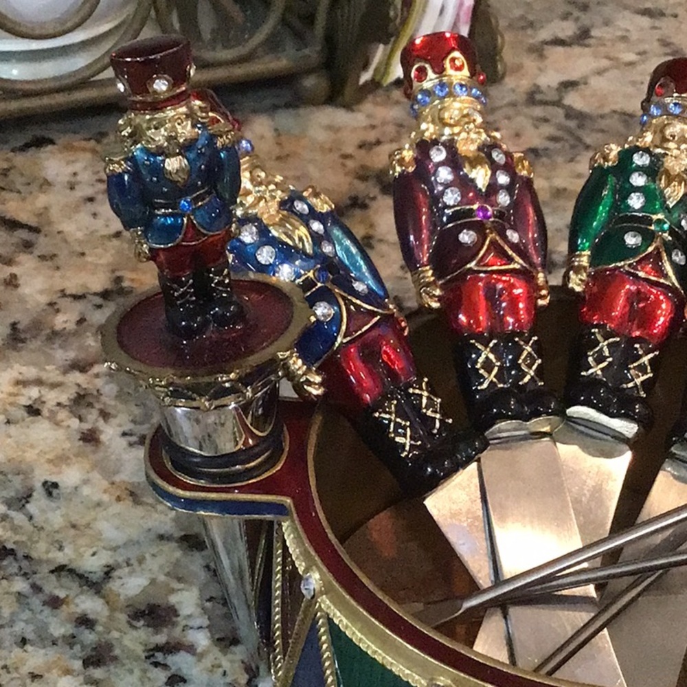 Festive Nutcracker Cheese Spreaders Solid Set (heavy composite)